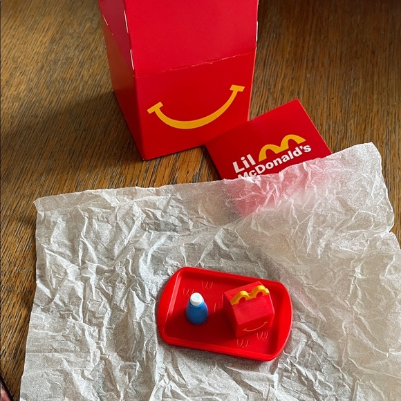 Lil McDonald's Tray Set #15 Milk and Happy Meal Box - Picture 1 of 5